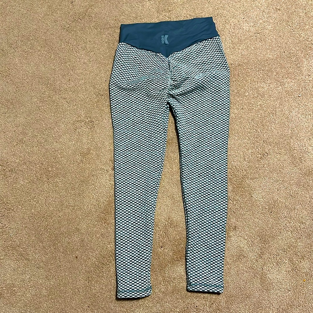 KOR Leggings (tik tok)